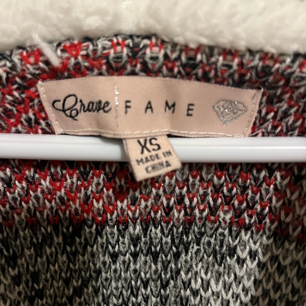 Sweater - Picture 2 of 5